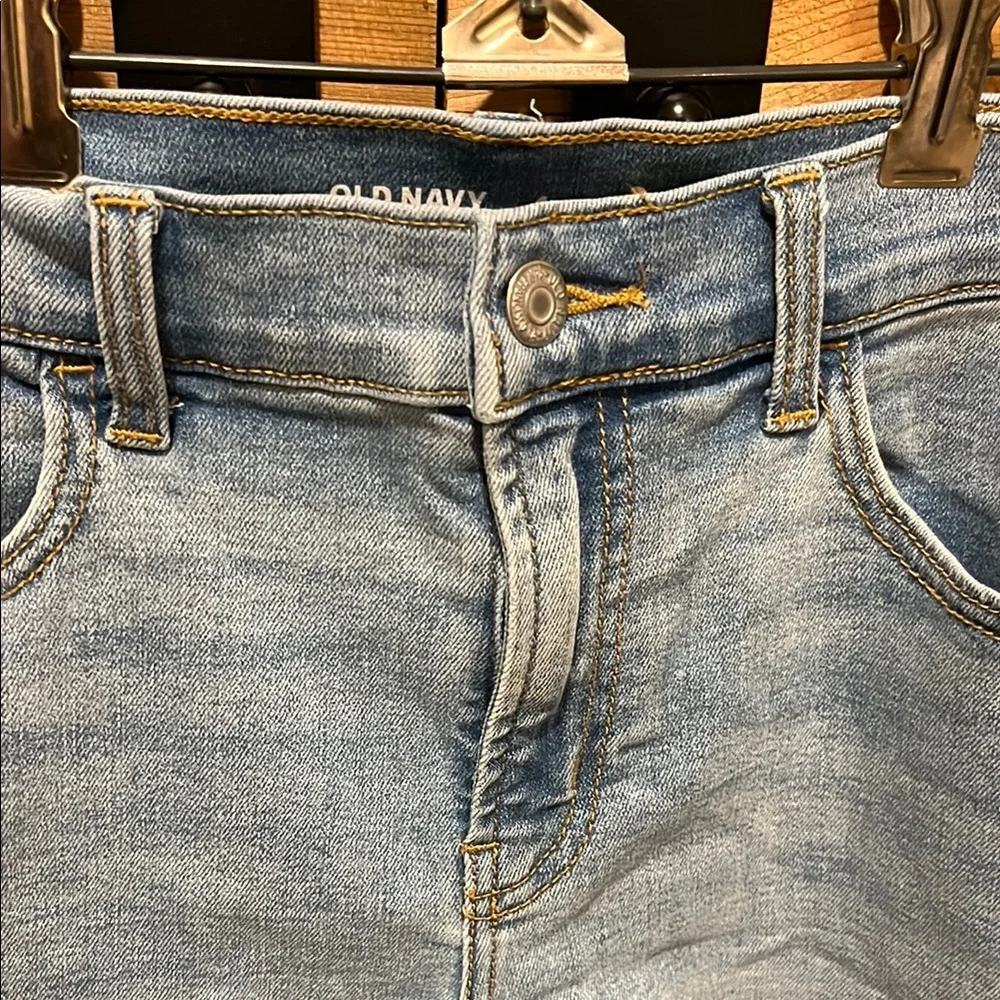 Old Navy Light Blue Jean Shorts - Picture 6 of 9